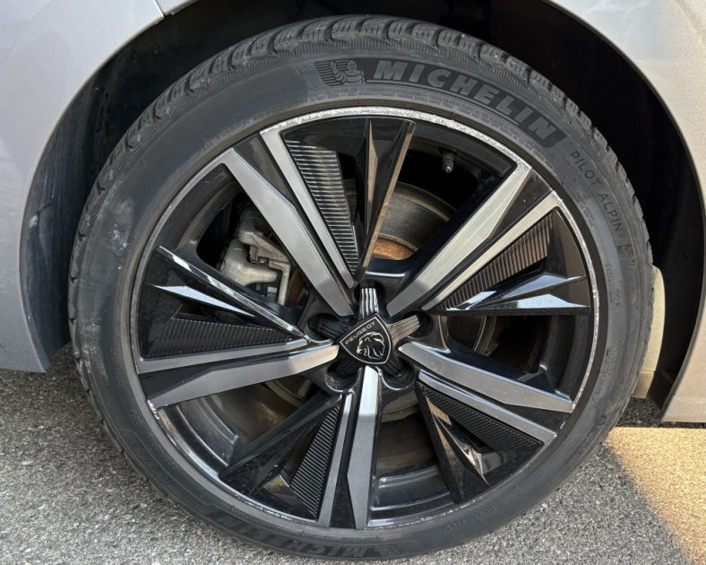 Peugeot 308 II 1.6 PHEV 225 GT e-EAT8 2022 — Entretien complet Peugeot - CAMERA 360°