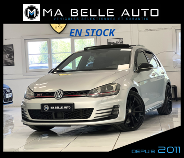 VOLKSWAGEN GOLF VII GTI PERFORMANCE 2.0 TSI 230 BVM / Toit ouvrant • DCC • ACC • 245 euros mensuel