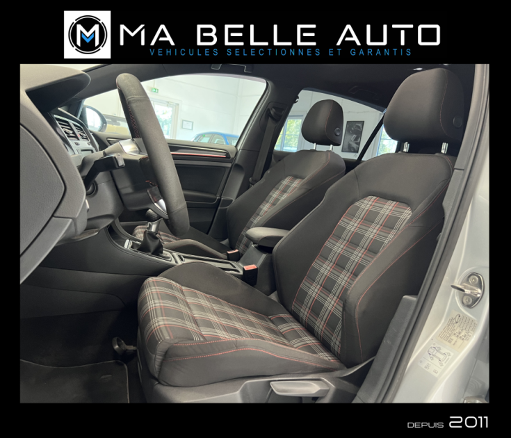 VOLKSWAGEN GOLF VII GTI PERFORMANCE 2.0 TSI 230 BVM / Toit ouvrant • DCC • ACC • 245 euros mensuel
