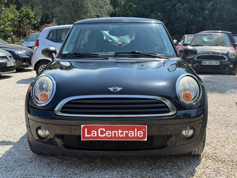 MINI ONE 75 2009