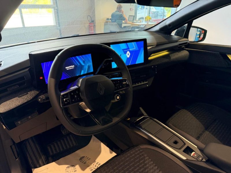 RENAULT CLIO TECHNO FULL HYBRID E-TECH 160 PACK SAFETY / DRIVING / PARKING 