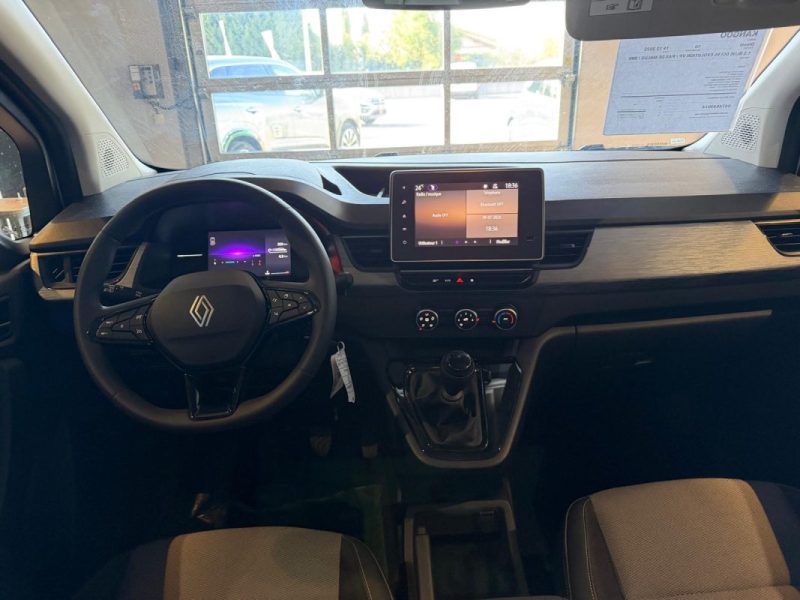 RENAULT KANGOO 1.5 BLUE DCI 95 EVOLUTION / PAS DE MALUS / IMMAT FRANCE 