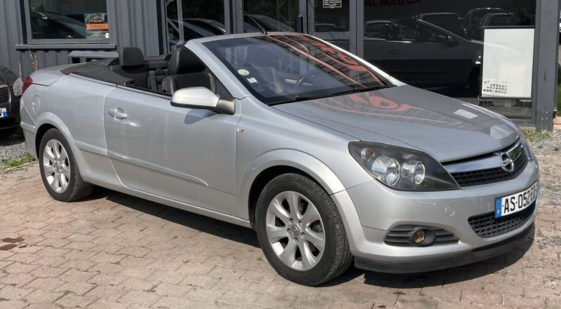OPEL ASTRA TWIN TOP 1.8 TWINPORT COSMO 140CV / RÉVISÉE&GARANTIE 2006