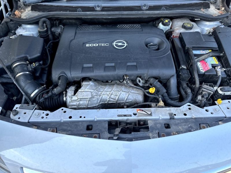 OPEL ASTRA J OPC OPC 2012