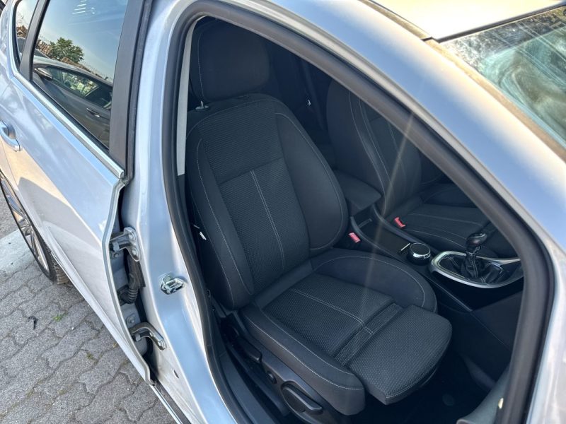 OPEL ASTRA J OPC OPC 2012