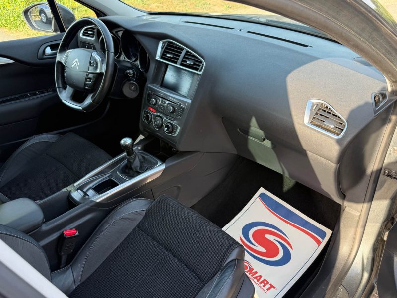Citroën C4 1.6 VTi 120 Exclusive - Clim - Gps - Révisée & garantie 6 mois
