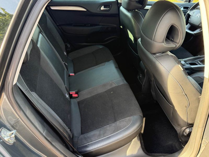 Citroën C4 1.6 VTi 120 Exclusive - Clim - Gps - Révisée & garantie 6 mois