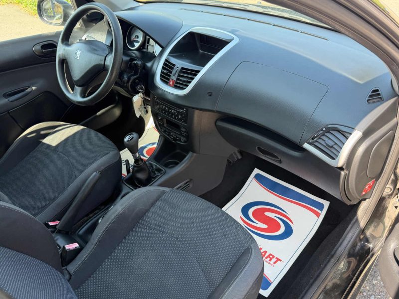 Peugeot 206+ 1.4 HDi 70 ch Trendy - Clim Auto - Révisée & garantie 6 mois