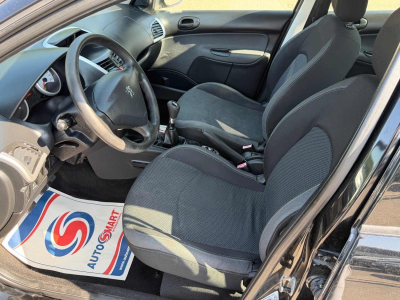 Peugeot 206+ 1.4 HDi 70 ch Trendy - Clim Auto - Révisée & garantie 6 mois