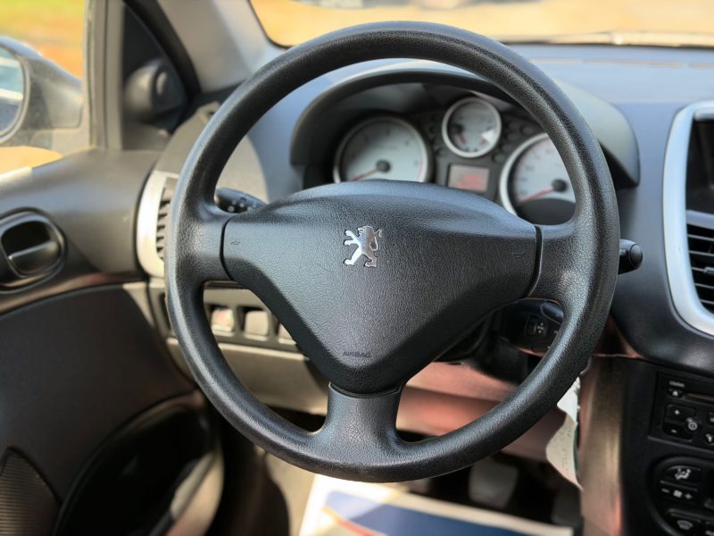 Peugeot 206+ 1.4 HDi 70 ch Trendy - Clim Auto - Révisée & garantie 6 mois