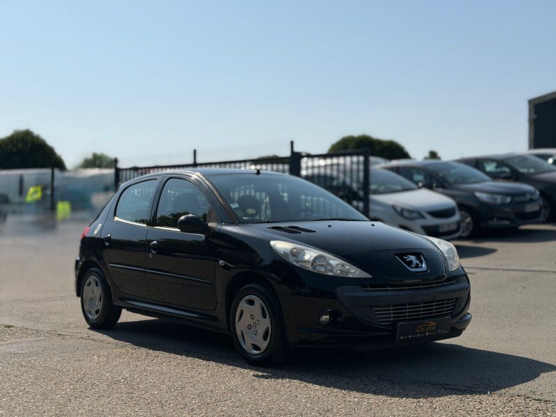 Peugeot 206+ 1.4 HDi 70 ch Trendy - Clim Auto - Révisée & garantie 6 mois