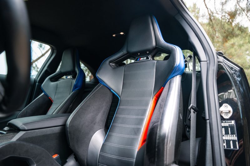 BMW M2 G87 FULL BLACK / RACEPACK CARBON / HARMAN