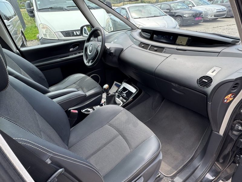 RENAULT GRAND ESPACE 2.0 DCI 130Ch PACK INITIALE FULL OPTIOSN GPS/DVD/CLIM/CUIR/TOIT