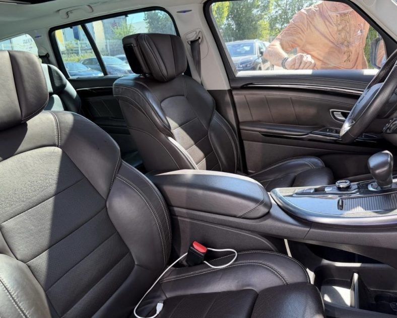RENAULT ESPACE V 1.6 dCi 160 - Initiale Paris  — GARANTIE 6 mois