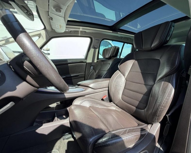 RENAULT ESPACE V 1.6 dCi 160 - Initiale Paris  — GARANTIE 6 mois