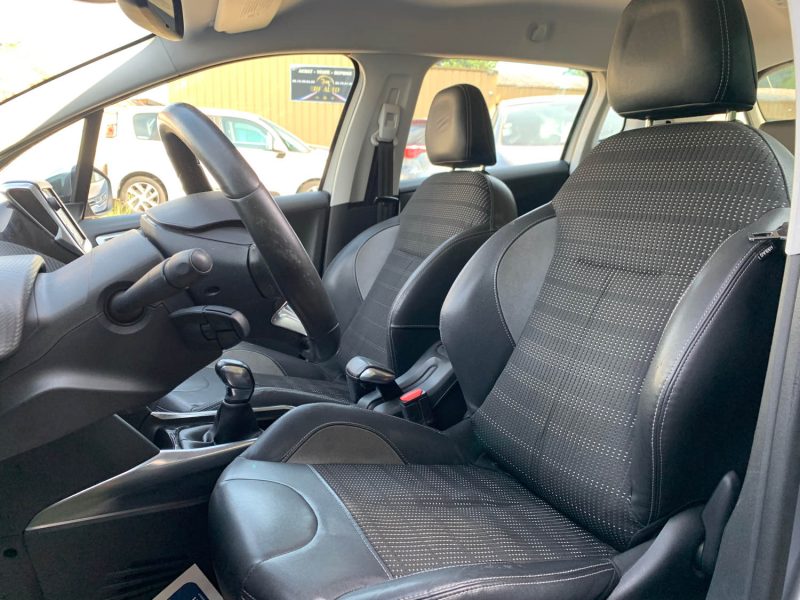 PEUGEOT 2008 1.6 VTI 120 ALLURE 2013