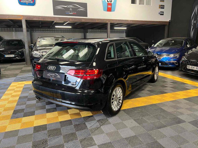 MAGNIFIQUE AUDI A3 1.4 TFSI 122CH AMBIENTE ( CLIM AUTO, SUIVI D’ENTRETIEN, ESSENCE)⭐⭐⭐⭐⭐