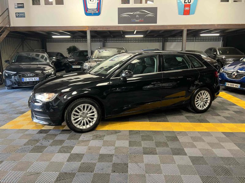 MAGNIFIQUE AUDI A3 1.4 TFSI 122CH AMBIENTE ( CLIM AUTO, SUIVI D’ENTRETIEN, ESSENCE)⭐⭐⭐⭐⭐