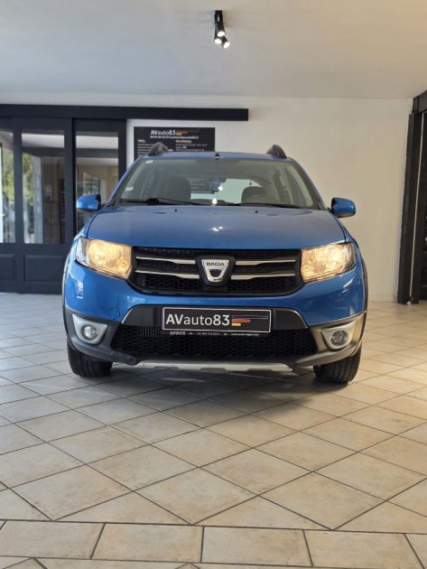 DACIA  SANDERO 1.5 dci 90CV - STEPWAY 2014 -Distribution neuve - CT OK -Garantie 12 mois ou 15 000km