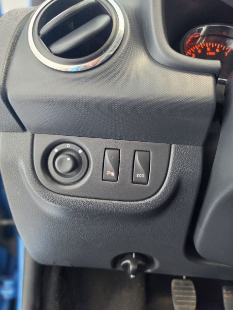 DACIA  SANDERO 1.5 dci 90CV - STEPWAY 2014 -Distribution neuve - CT OK -Garantie 12 mois ou 15 000km