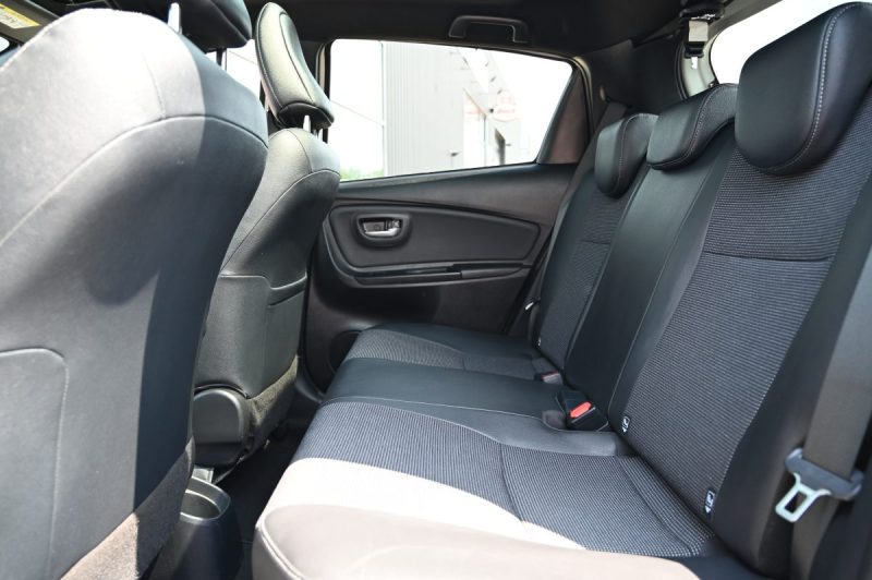 TOYOTA YARIS HYBRIDE 100H CHIC 5P 2018