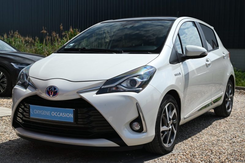 TOYOTA YARIS HYBRIDE 100H CHIC 5P 2018