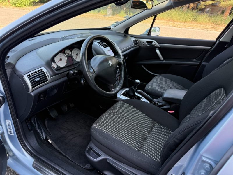 PEUGEOT 407 SW 2.0 16v 141ch EXECUTIVE 