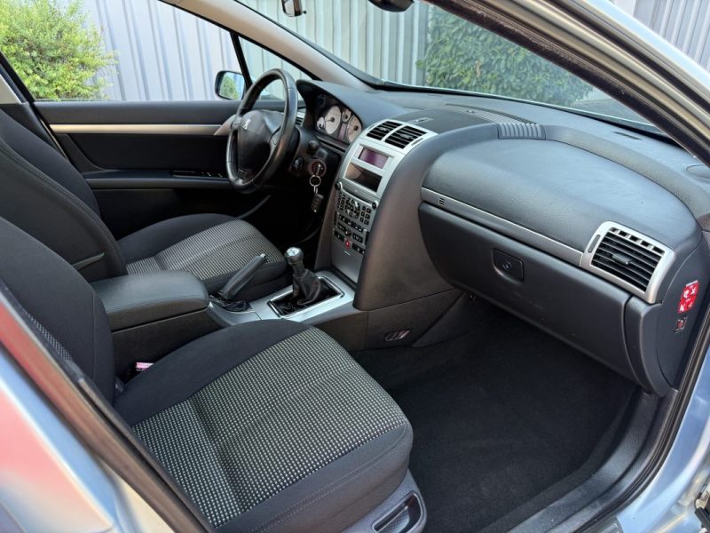 PEUGEOT 407 SW 2.0 16v 141ch EXECUTIVE 