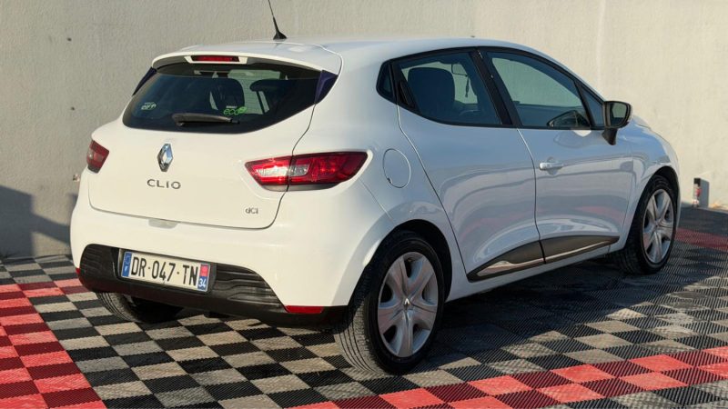 RENAULT CLIO IV 1.5 DCI 75 ZEN 2015