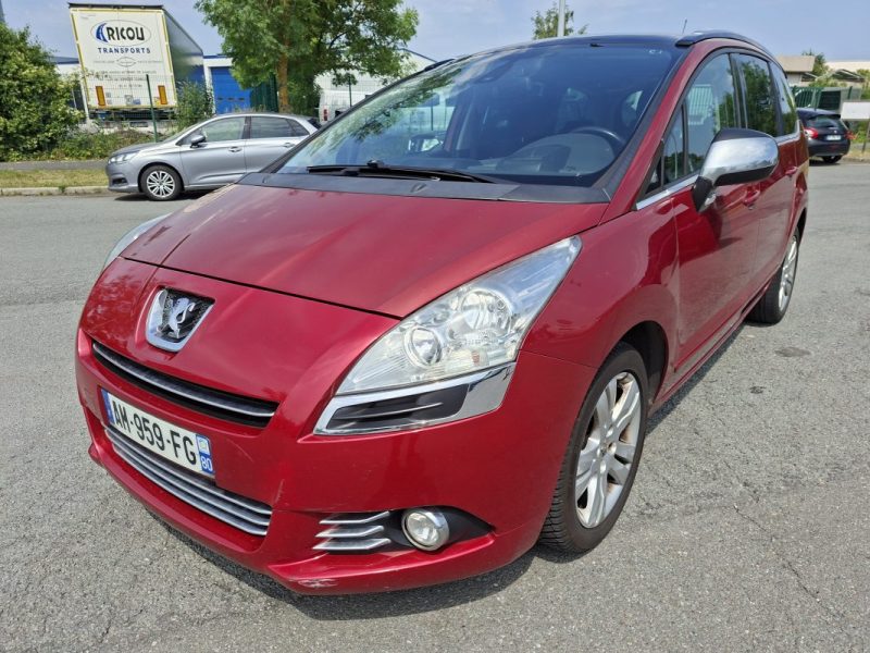 PEUGEOT 5008 1.6 HDI 110 PREMIUM PACK BMP6 2010 Toit panoramique Car play