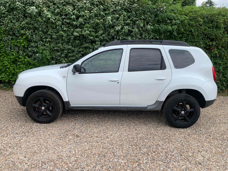 DACIA DUSTER 1.5 DCI 110 LAUREATE 2012