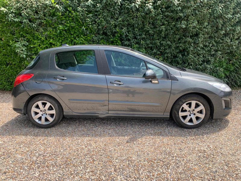 PEUGEOT 308 1.6 HDI 112 FELINE 2012