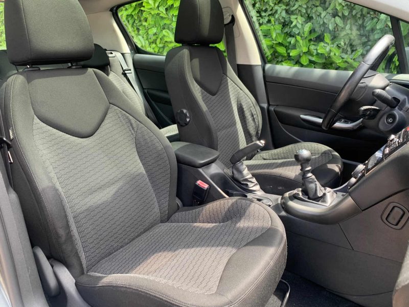 PEUGEOT 308 1.6 HDI 112 FELINE 2012