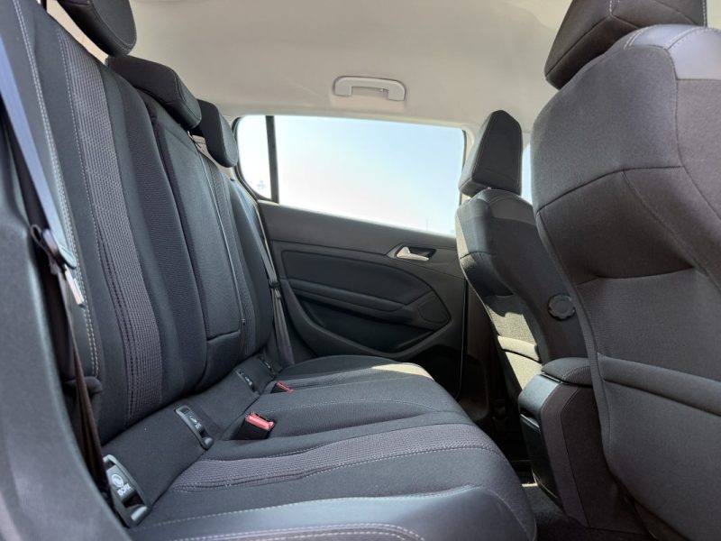 PEUGEOT 308 II 1.5 BLUEHDI 130 cv - GARANTIE 12 mois - Allure 