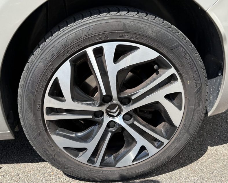Citroën C4 Picasso II 1.2 THP 130 2018 — Entretien réseau agréé Citroën - GARANTIE 6 MOIS
