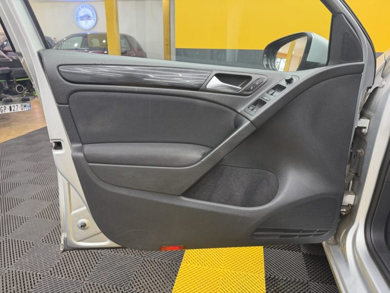 VOLKSWAGEN GOLF 1.6 TDI 105 TRENDLINE BLUEMOTION DSG 