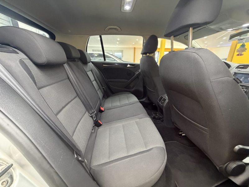 VOLKSWAGEN GOLF 1.6 TDI 105 TRENDLINE BLUEMOTION DSG 