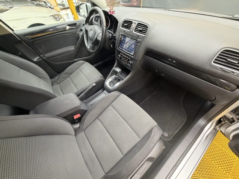 VOLKSWAGEN GOLF 1.6 TDI 105 TRENDLINE BLUEMOTION DSG 