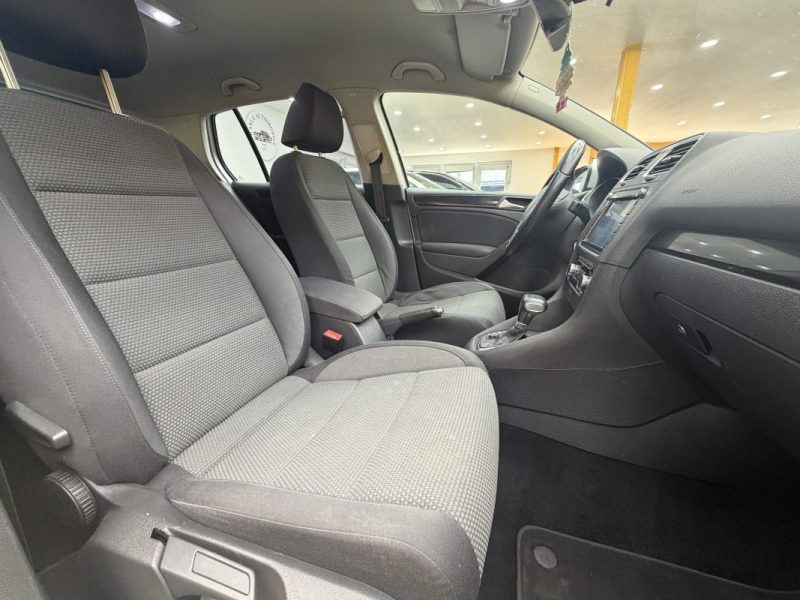 VOLKSWAGEN GOLF 1.6 TDI 105 TRENDLINE BLUEMOTION DSG 