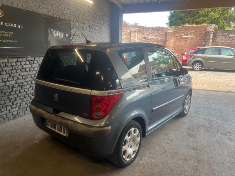 PEUGEOT 1007 1.6I PREMIUM BOITE AUTO 
