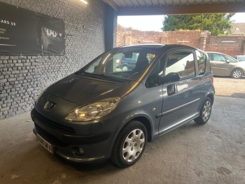 PEUGEOT 1007 1.6I PREMIUM BOITE AUTO 