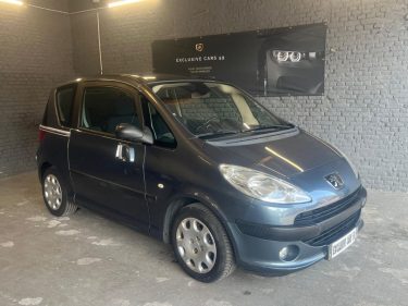 PEUGEOT 1007 1.6I PREMIUM BOITE AUTO 