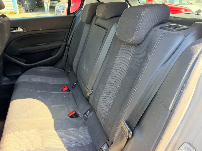 PEUGEOT 308 II BLUE HDI 130CH S&S EAT8 ALLURE 109MKM