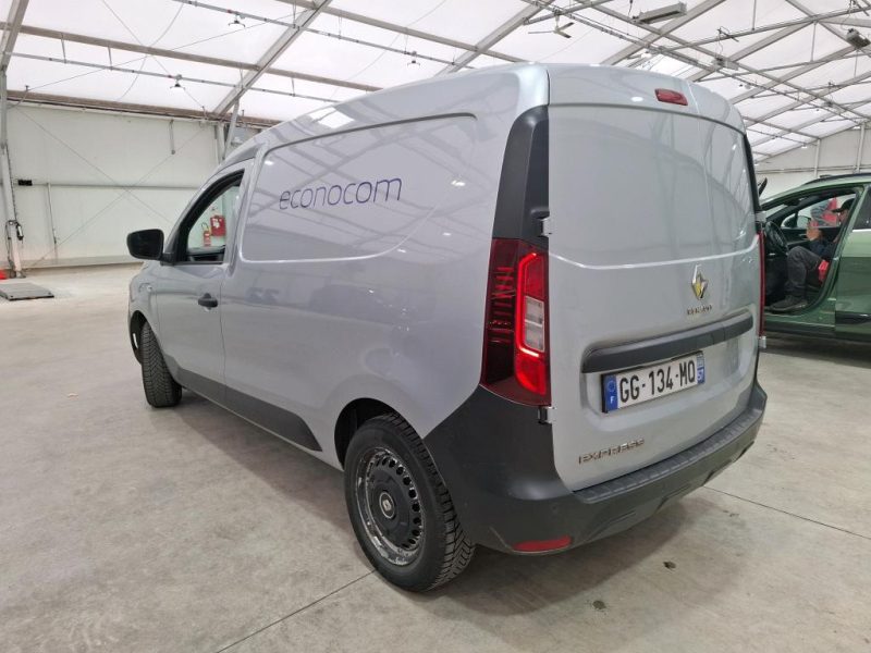 RENAULT EXPRESS VAN 1.3 TCE 100 ESSENTIEL 05/2022 PRIX HT : 8325 € PRIX TTC : 9990 €