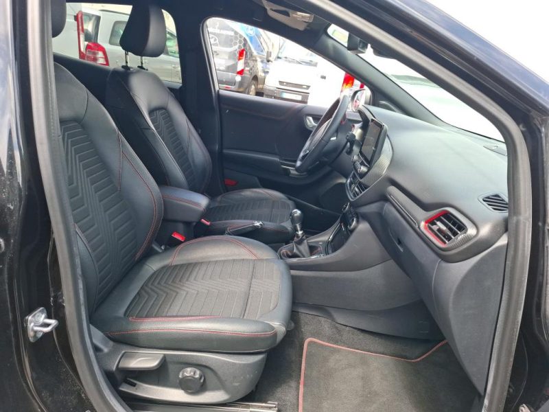 FORD PUMA 1.0 ECOBOOST 125 MHEV TITANIUM 06/2020 PRIX HT : 12490 € PRIX TTC : 14990 €