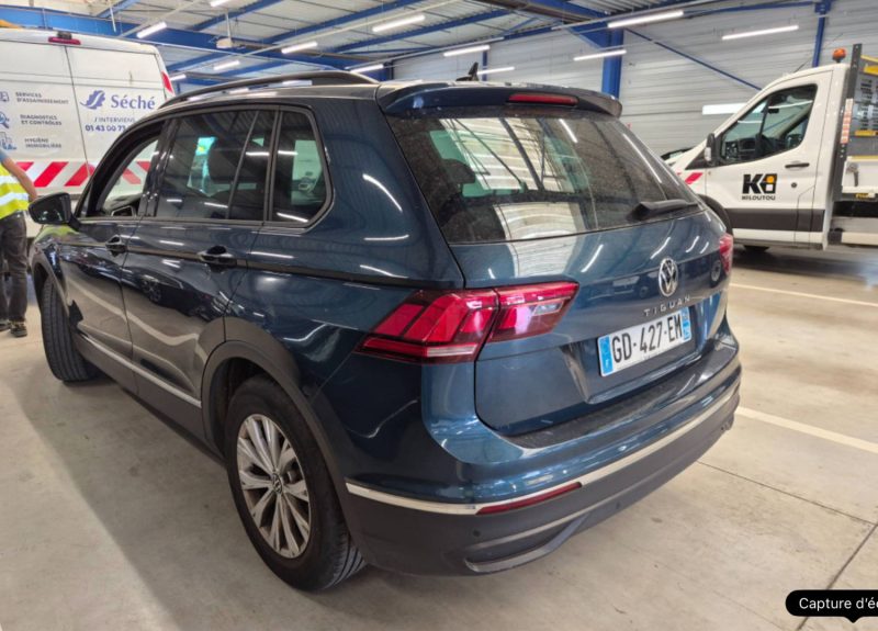 VOLKSWAGEN TIGUAN II 1.5 TSI 150 EVO CONFORTLINE  DSG 11/2021 PRIX HT : 18325 € PRIX TTC : 21990 €