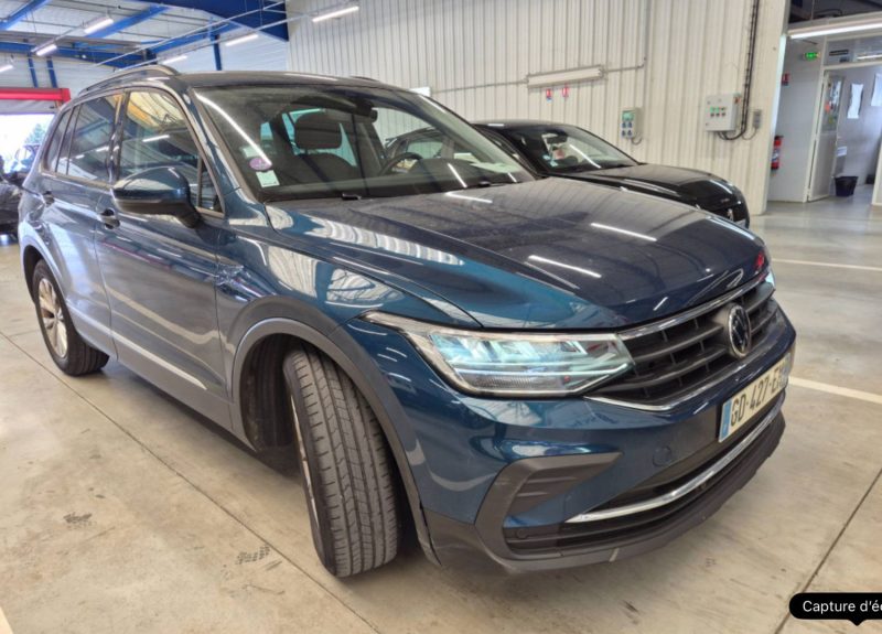 VOLKSWAGEN TIGUAN II 1.5 TSI 150 EVO CONFORTLINE  DSG 11/2021 PRIX HT : 18325 € PRIX TTC : 21990 €