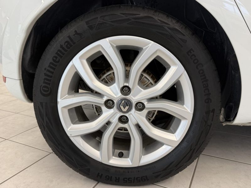 RENAULT CLIO IV 1.5 dCi 90 ch Business EDC BOITE AUTO