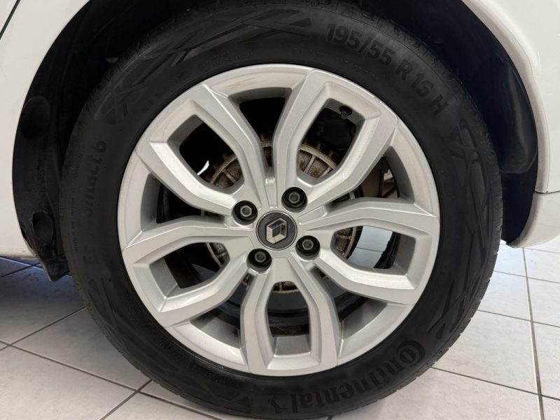 RENAULT CLIO IV 1.5 dCi 90 ch Business EDC BOITE AUTO