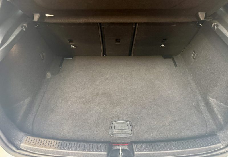 MERCEDES CLASSE A 200 AMG line TOIT OUVRANT 